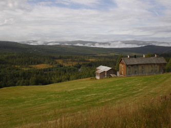 View over Nordaune towards Korsfonnfjellet